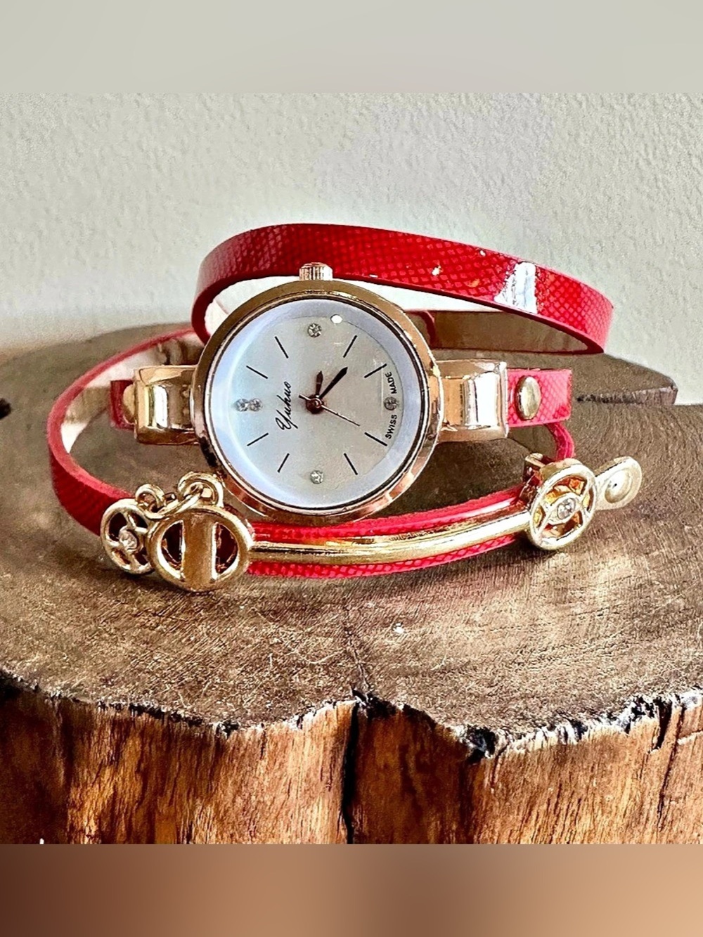 Yuhuo Quartz Wrap-Around Bracelet Watch